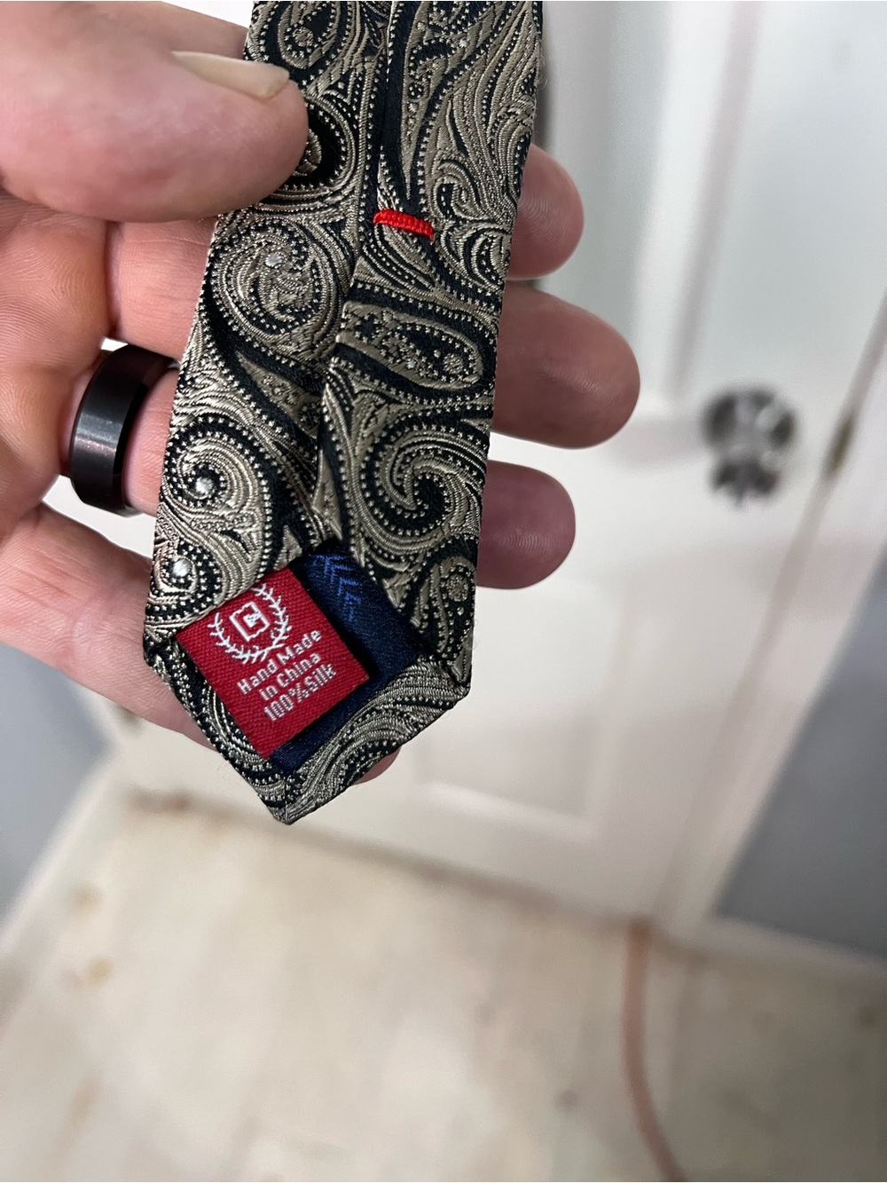 Chaps Silver and Black Paisley Silk Tie - Picture 4 of 4